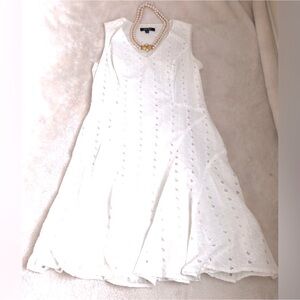 Nine West White Eyelet Dress Cotton V Neck Sleeveless Lined Dress
